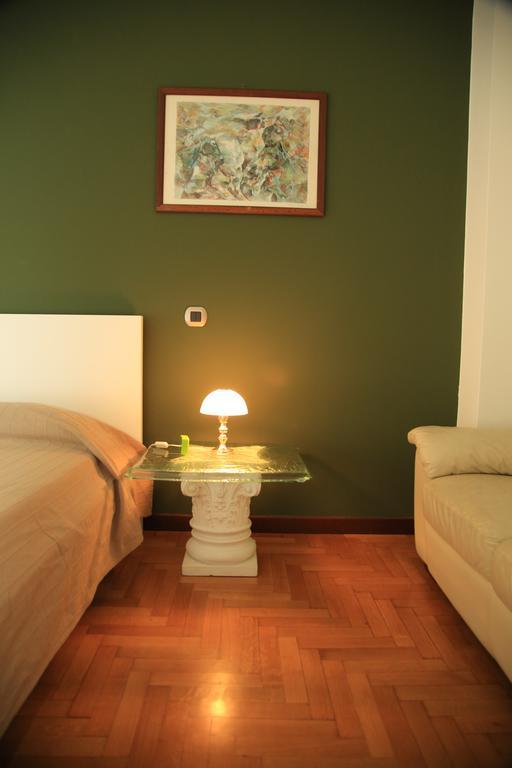 ミラノBilocale Indipendenteアパートメント 部屋 写真